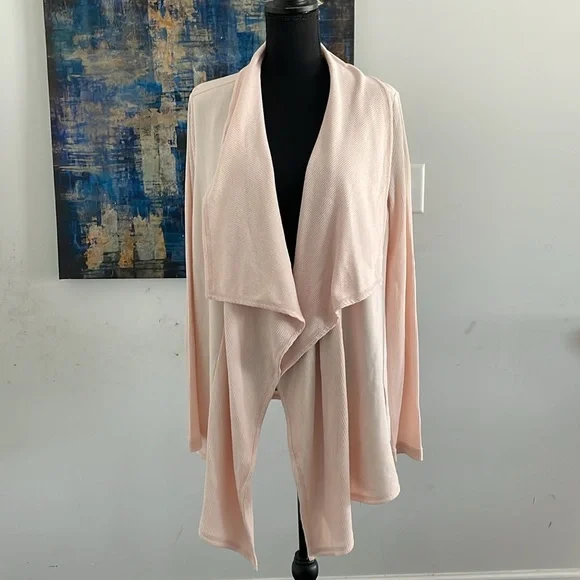Donna Karan Drape Cardigan Shrug Size L
Pale Pink Oversized - Picture 1 of 10